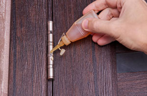 Fixing Squeaky Doors Fixing Squeaky Doors in Flitwick